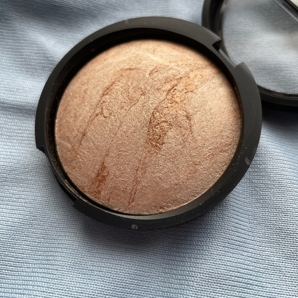 Laura Geller Baked Body Frosting All Over Face & Body Glow - 24K Glow NWOB - Picture 2 of 4